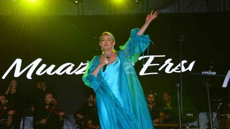 Salihli’de Muazzez Ersoy ile nostalji rüzgarı