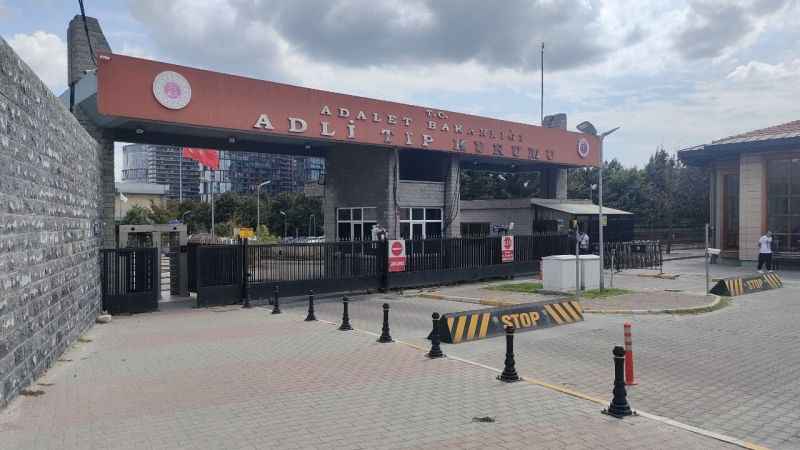 Sel felaketinde hayatını kaybeden kadının cenazesi Adli Tıp Kurumu'ndan alındı