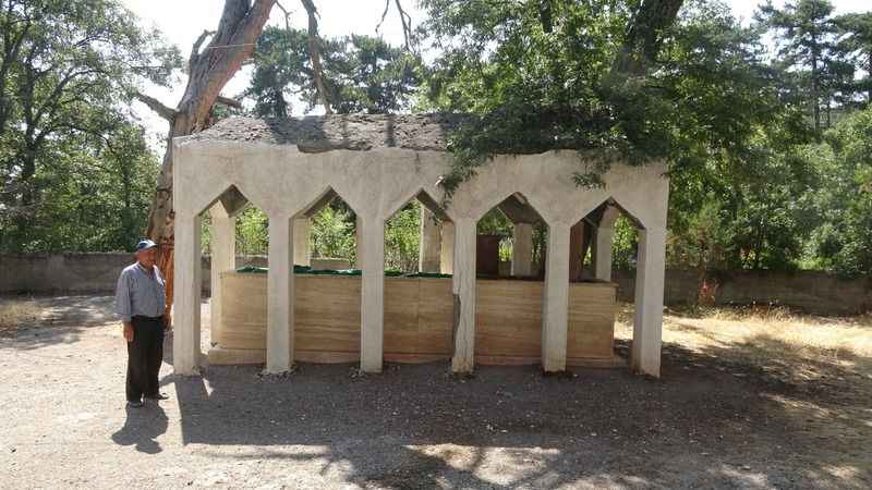 Bu mezar uzunluğuyla şaşkına çeviriyor!