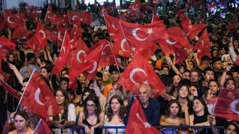 Menemen'de Kibariye coşkusu