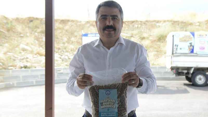 Yıldırım'da atık gıdalar mamaya dönüşüyor Yıldırım'da atık gıdalar mamaya dönüşüyor