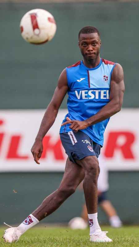 Trabzonspor, Ertuğrul Doğan döneminde 10 yabancı uyruklu oyuncuyu kadrosuna kattı