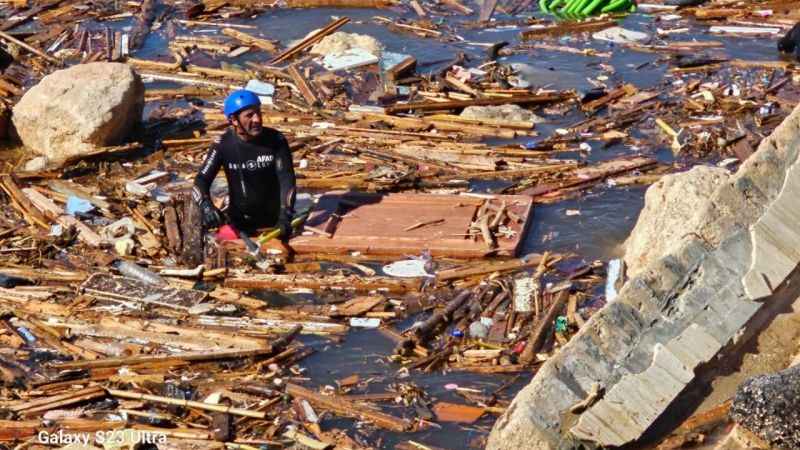 Türkiye’nin yardım eli Libya’ya ulaştı Türkiye’nin yardım eli Libya’ya ulaştı