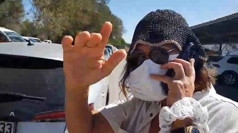 Tanınmamak için maske ve bere takan Hülya Avşar hastanede görüntülendi