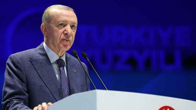 Cumhurbaşkanı Erdoğan'dan ek ders ücreti müjdesi