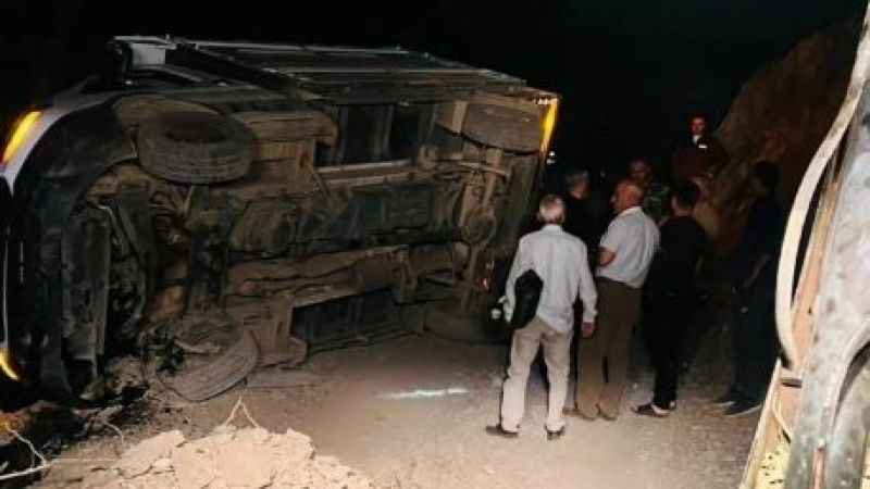 Şırnak’ta kamyonet şarampole devrildi: 1 ölü, 2 yaralı Şırnak’ta kamyonet şarampole devrildi: 1 ölü, 2 yaralı