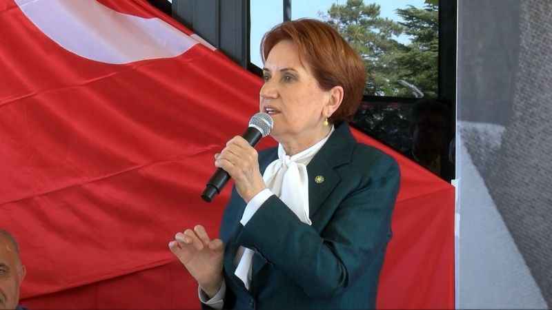 İYİ Parti Genel Başkanı Akşener, gazilerle bir araya geldi İYİ Parti Genel Başkanı Akşener, gazilerle bir araya geldi