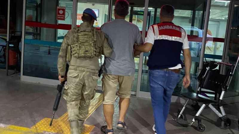 FETÖ'nün TSK yapılanmasına İzmir merkezli operasyon: 9 gözaltı FETÖ'nün TSK yapılanmasına İzmir merkezli operasyon: 9 gözaltı