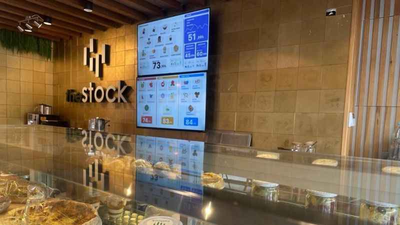 Bu kafede fiyatları gelen müşteriler belirliyor