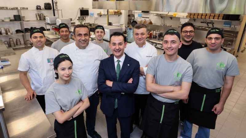 CarrefourSA, online yemek siparişi sektörüne adım attı CarrefourSA, online yemek siparişi sektörüne adım attı