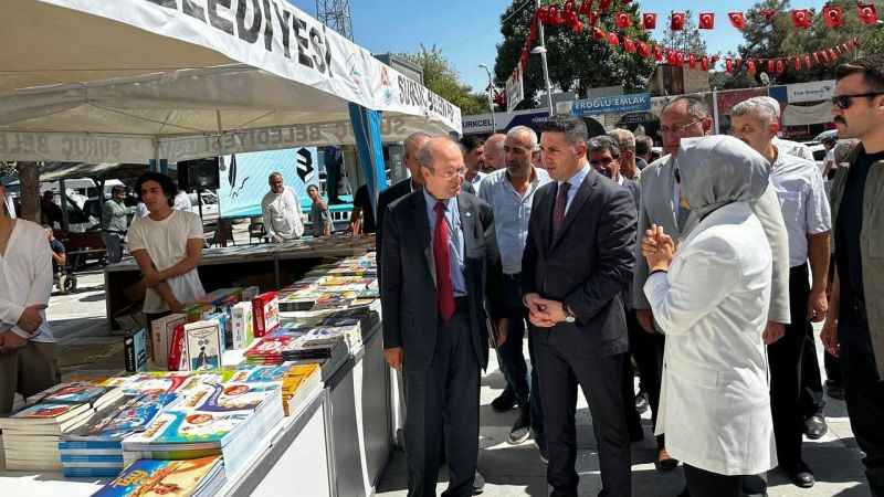 Suriye sınırının sıfır noktasında kitap fuarı Suriye sınırının sıfır noktasında kitap fuarı