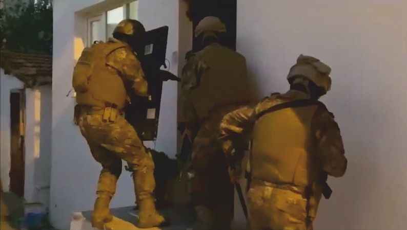 Balıkesir'de DAEŞ operasyonu Balıkesir'de DAEŞ operasyonu