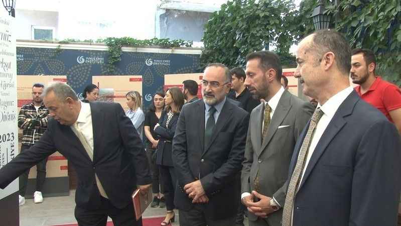 Yunus Emre Enstitüsü'nden 'Cumhuriyetle Yürüyen Türkiye' sergisi Yunus Emre Enstitüsü'nden 'Cumhuriyetle Yürüyen Türkiye' sergisi