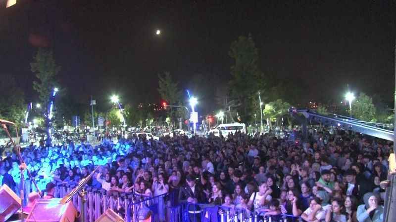 Beykoz 2. Uluslararası Cam Festivali 'İkilem' konseriyle başladı Beykoz 2. Uluslararası Cam Festivali 'İkilem' konseriyle başladı