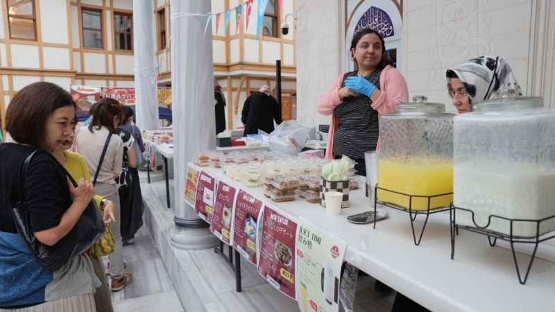 Japonya'da Türk Devletleri Yemek ve Kültür Festivaline yoğun ilgi Japonya'da Türk Devletleri Yemek ve Kültür Festivaline yoğun ilgi