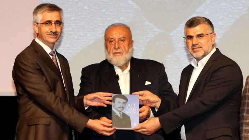 Ali Nabi Koçak için vefa programı düzenlendi Ali Nabi Koçak için vefa programı düzenlendi