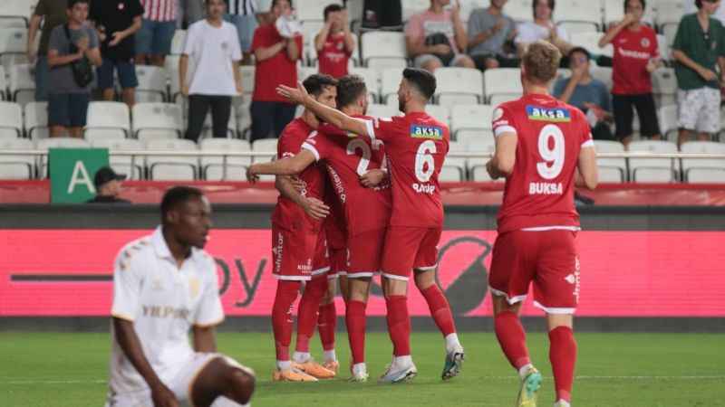  Antalyaspor: 2 - Samsunspor: 0 (Maç sonucu)