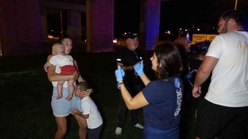 Tur minibüsü-ambulans kazasında turist aile bebeği sağlık ekiplerine vermedi