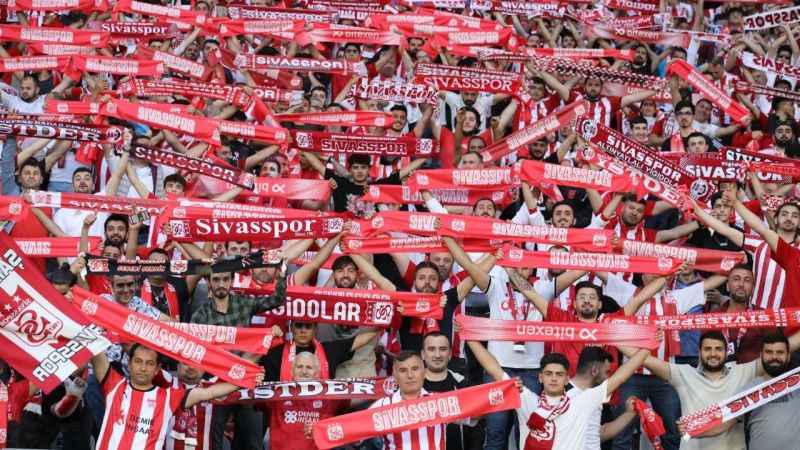 Sivasspor - Hatayspor maçının bilet satışı sürüyor Sivasspor - Hatayspor maçının bilet satışı sürüyor