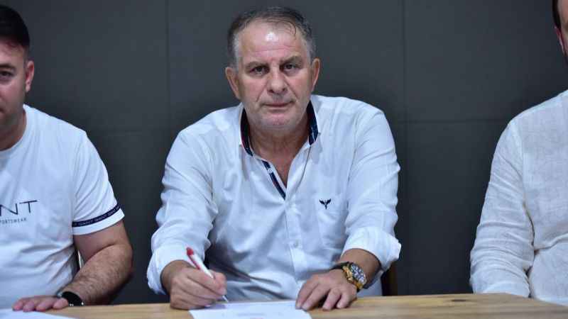 İnegölspor, teknik direktör Bahaddin Güneş ile sözleşme imzaladı İnegölspor, teknik direktör Bahaddin Güneş ile sözleşme imzaladı