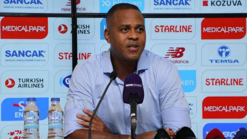 Patrick Kluivert: "Maça çıkan bütün oyuncular sahaya yüreğiyle çıktı" Patrick Kluivert: "Maça çıkan bütün oyuncular sahaya yüreğiyle çıktı"