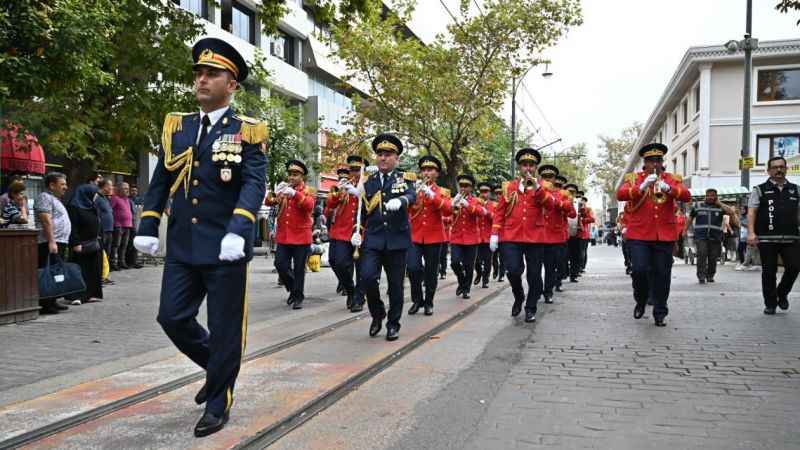 Bu festival hem çok sesli hem çok renkli Bu festival hem çok sesli hem çok renkli