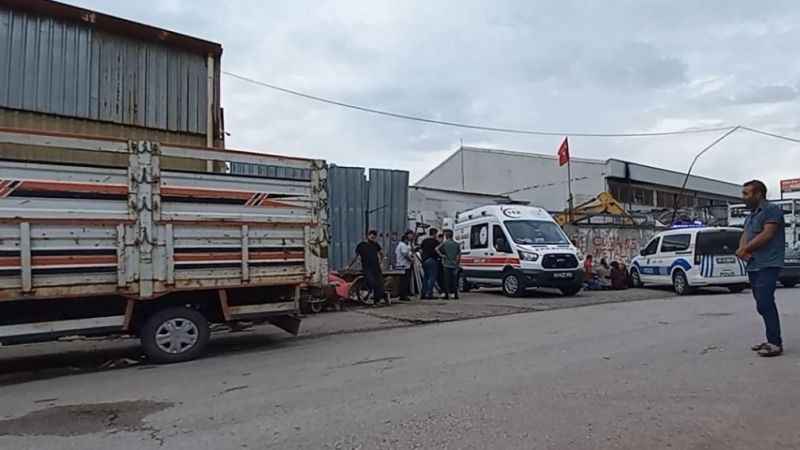Kocaeli'de hurda malzemelerinin altında kalan Birol Deveci hayatını kaybetti