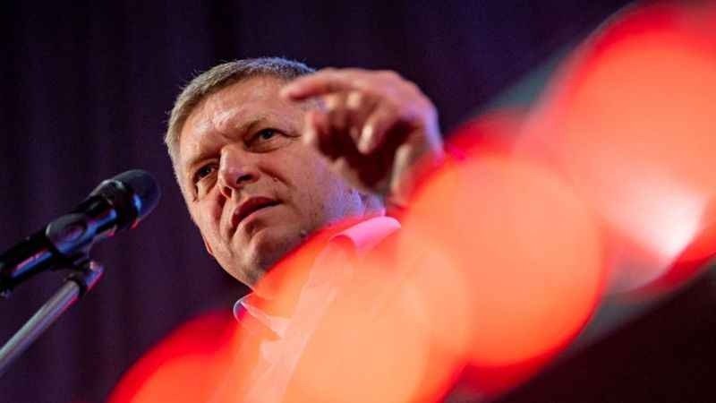 Slovakya’da seçimleri Rusya yanlısı parti kazandı