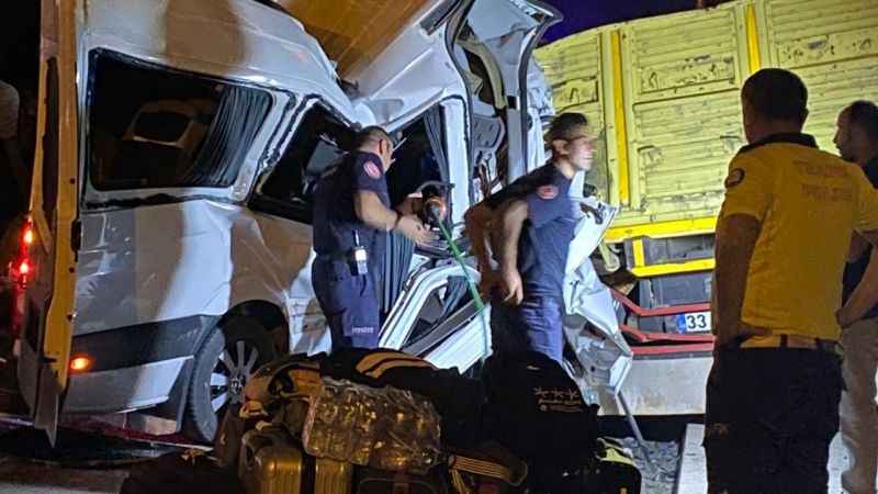 Antalya'daki kazada iki kişi hayatını kaybetti