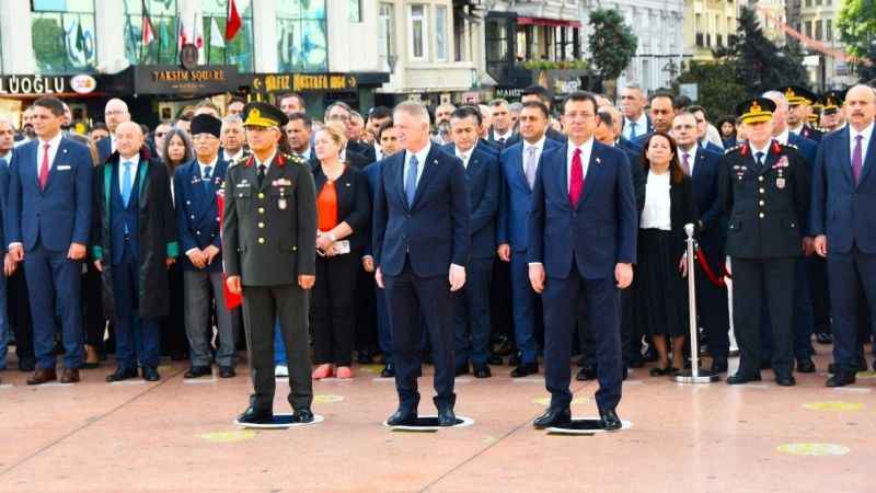 İstanbul’un kurtuluşunun 100. yıl dönümü Taksim’de kutlandı İstanbul’un kurtuluşunun 100. yıl dönümü Taksim’de kutlandı