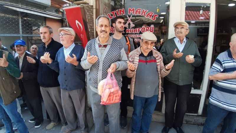 Asırlardır süren gelenek nesilden nesile aktarılıyor Asırlardır süren gelenek nesilden nesile aktarılıyor