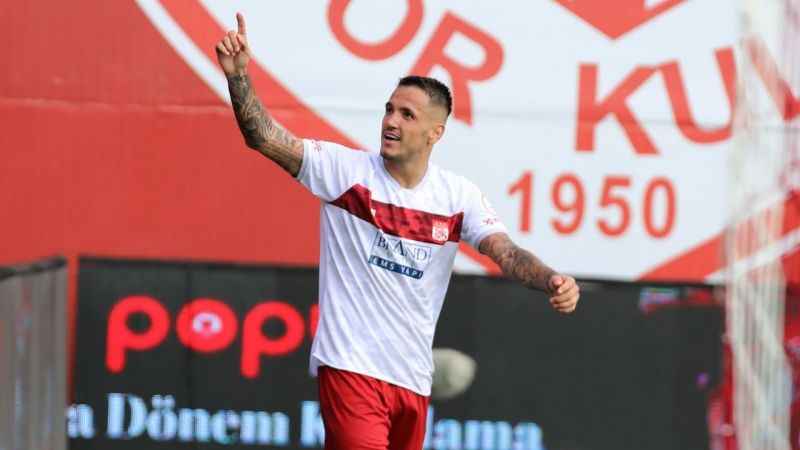 Sivasspor’da Ray Manaj golle tanıştı
