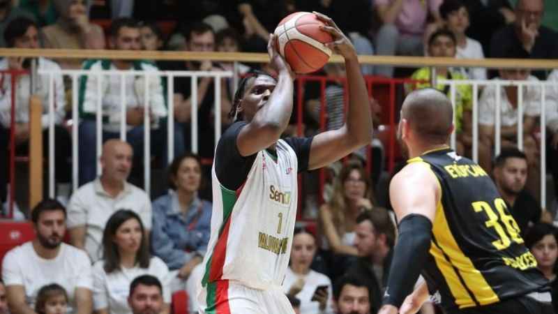 Semt77 Yalovaspor evinde Balıkesir Büyükşehir’i 83-69 yendi