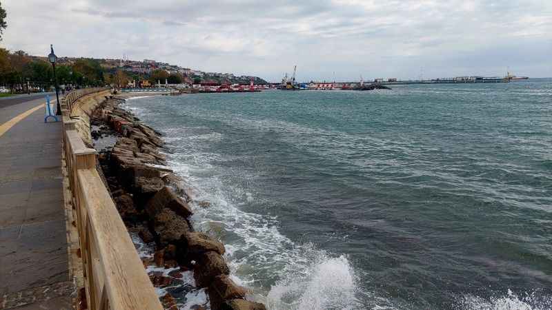 Marmara Denizi ulaşımına poyraz engeli