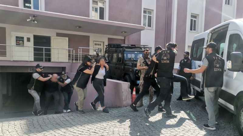 HDP İzmir İl Eşbaşkanı tutuklandı
