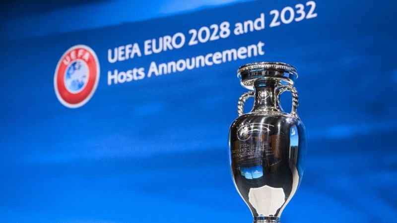 EURO 2032'ye Türkiye ve İtalya ev sahipliği yapacak EURO 2032'ye Türkiye ve İtalya ev sahipliği yapacak