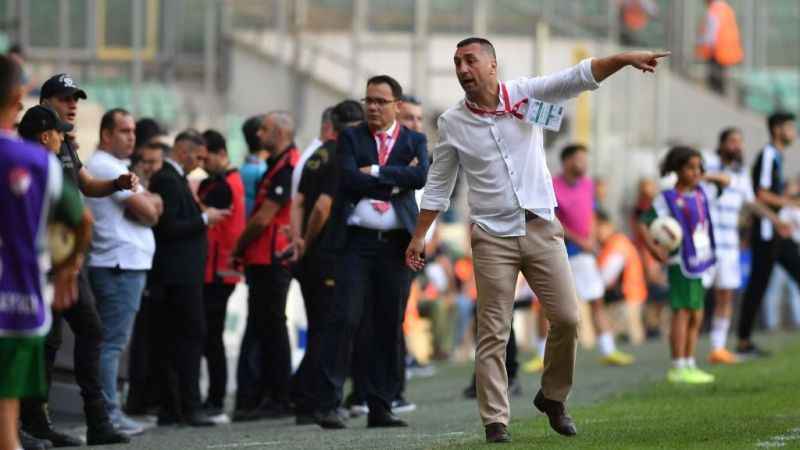 Bursaspor’da Teknik Direktör Nedim Vatansever’le yollar ayrıldı