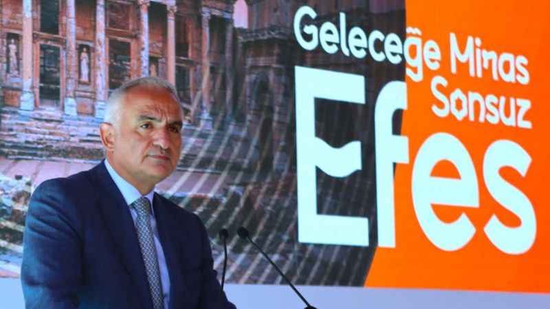 Bakan Ersoy: “133 arkeolojik kazı alanında çarpıcı gelişmeler elde ettik”