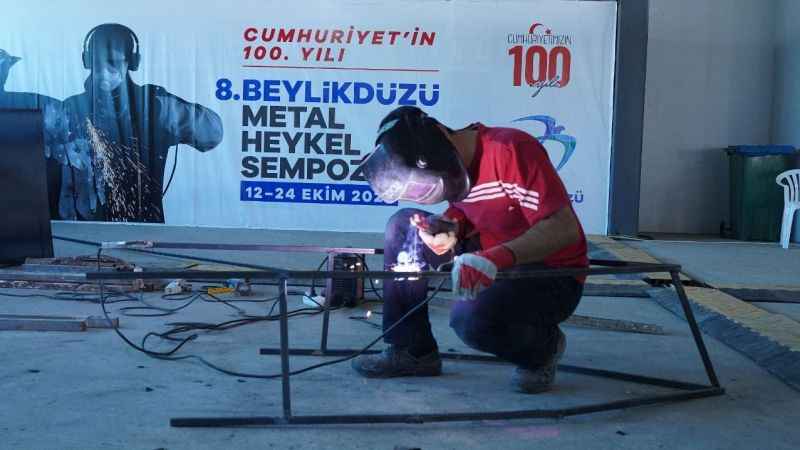 Cumhuriyet’in 100'üncü yılı etkinlikleri Heykel Sempozyumu ile başladı