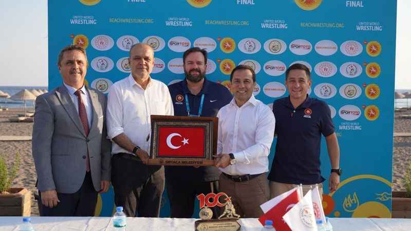 Ortaca’da plaj güreşi finali başlıyor Ortaca’da plaj güreşi finali başlıyor