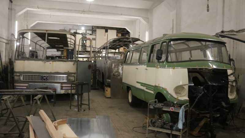 Sanayi sitesindeki müzede klasik otobüsler restore ediliyor Sanayi sitesindeki müzede klasik otobüsler restore ediliyor