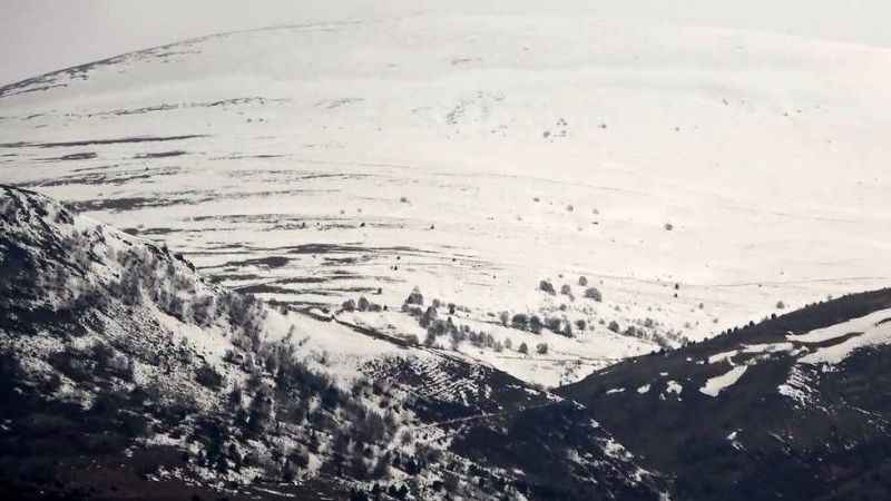 Posof’ta dağlara kar yağdı