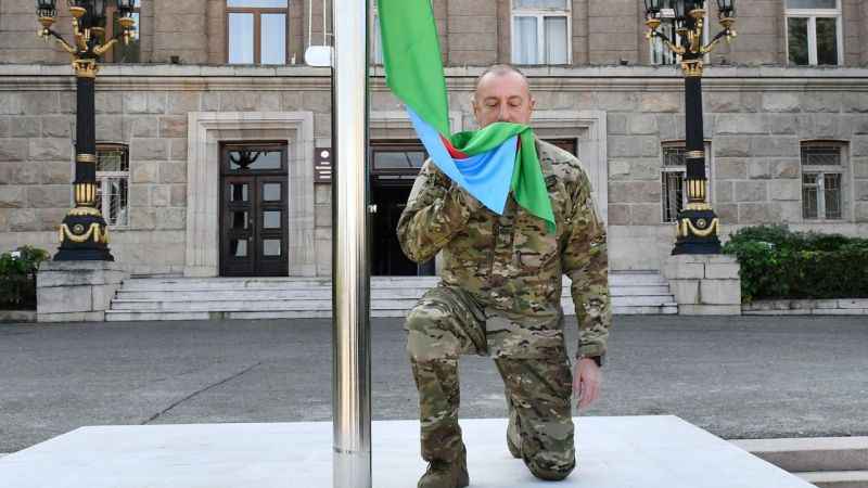 Aliyev: “Kendilerine ‘cumhurbaşkanı’ diyen üç palyaço, hak ettikleri cezayı bekliyor
