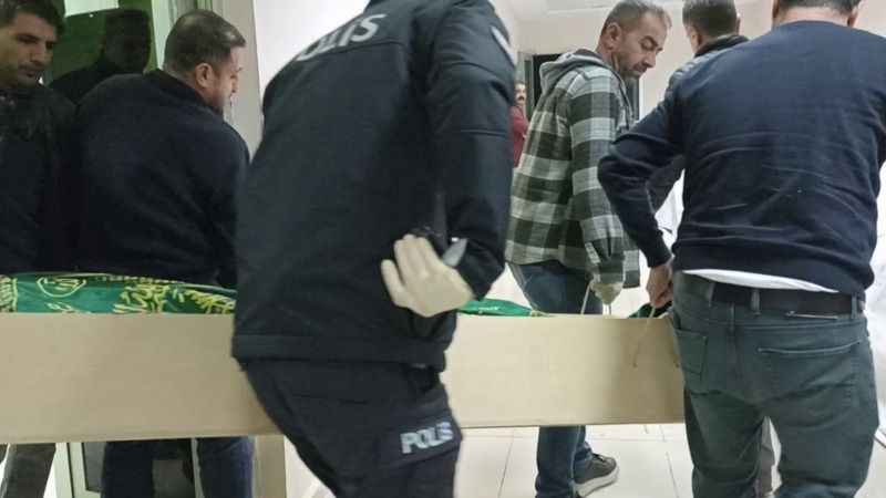Sivas'taki otobüs kazasında ölen 7 yolcunun cenazeleri ailelerine teslim edildi