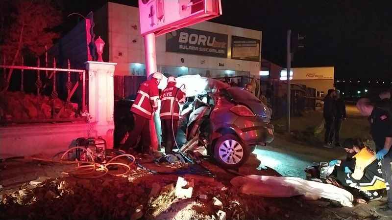 Çorum'daki kazada Nermin Çağıl, Menşur Yıldız ve Erkan Etyemez hayatını kaybetti