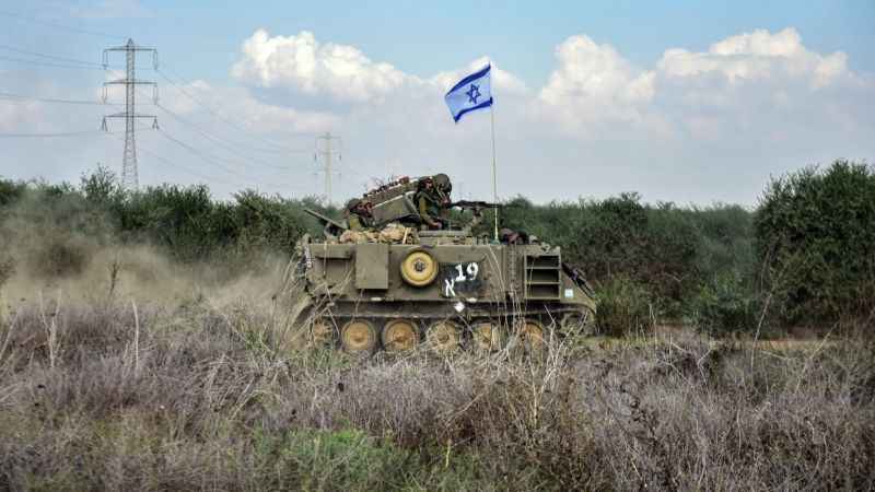 Gazze sınırına sevkiyat gece gündüz sürüyor