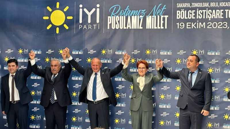 İYİ Parti Genel Başkanı Akşener, Düzce'de belediye başkan adaylarını açıkladı