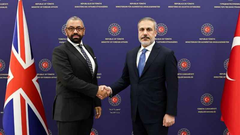 Dışişleri Bakanı Fidan, Birleşik Krallık Dışişleri Bakanı Cleverly’le bir araya geldi Dışişleri Bakanı Fidan, Birleşik Krallık Dışişleri Bakanı Cleverly’le bir araya geldi