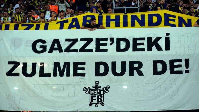 Fenerbahçe tribünlerinden Filistin’e destek Fenerbahçe tribünlerinden Filistin’e destek