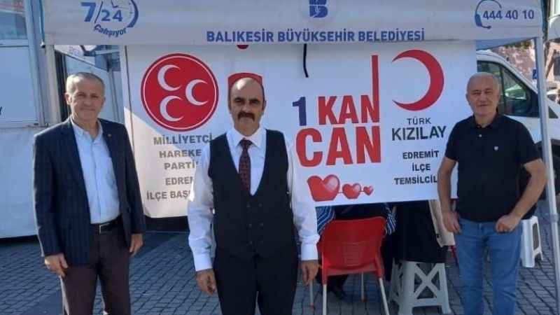 Edremit’te MHP'den kan bağış kampanyası ile Kızılay'a destek Edremit’te MHP'den kan bağış kampanyası ile Kızılay'a destek